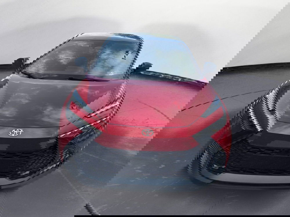 Toyota Toyota C-HR nuova a Reggio Calabria (7)