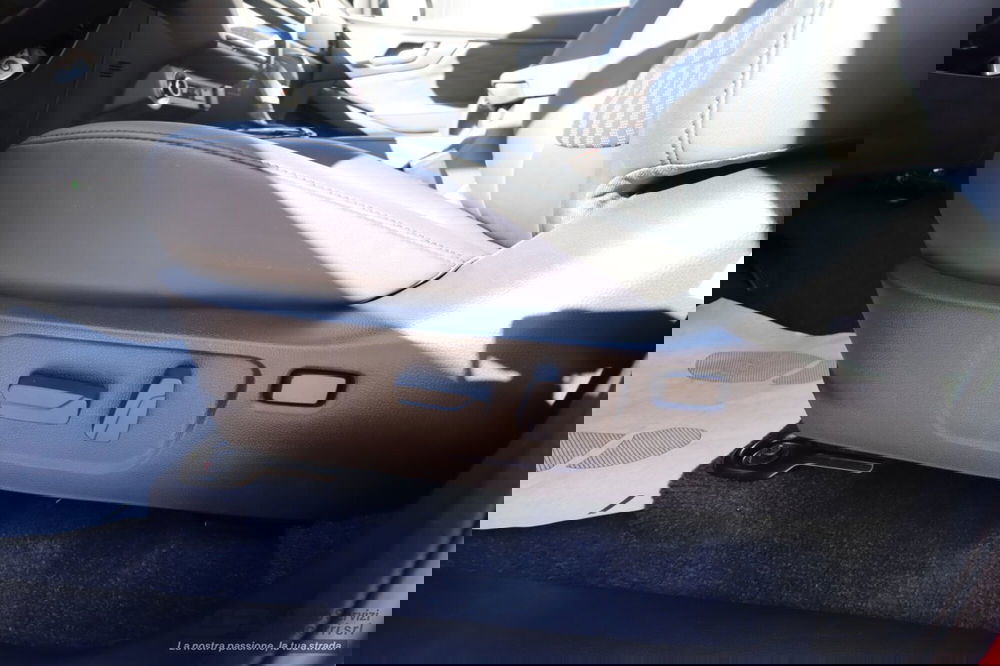 Isuzu D-Max Pick-up nuova a Bologna (15)