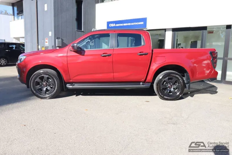 Isuzu D-Max Pick-up nuova a Bologna (5)