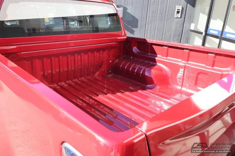 Isuzu D-Max Pick-up nuova a Bologna (6)