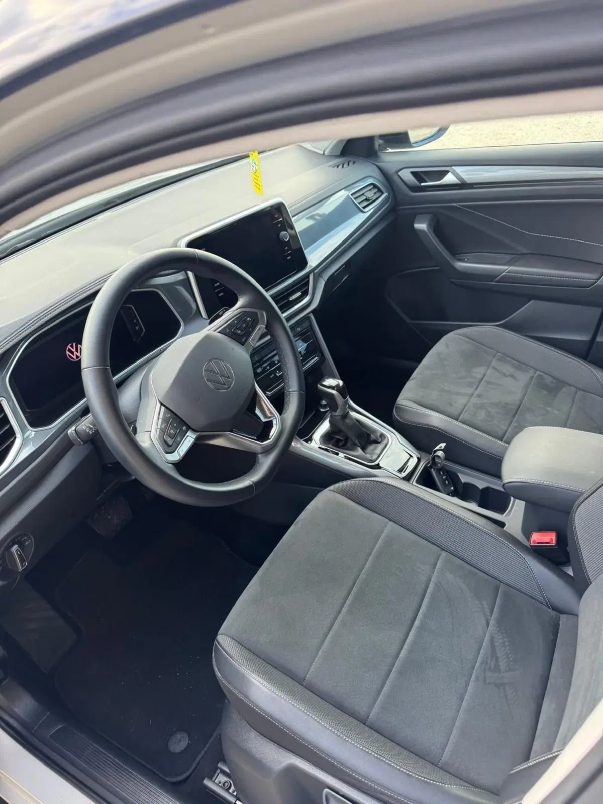Volkswagen T-Roc usata a Caserta (11)