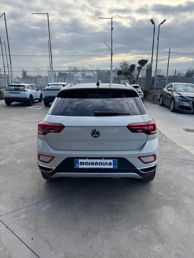 Volkswagen T-Roc usata a Caserta (5)