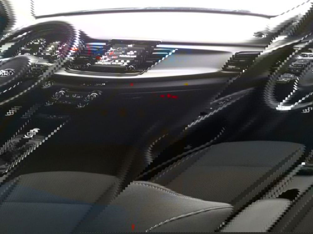 Kia Rio usata a Firenze (9)