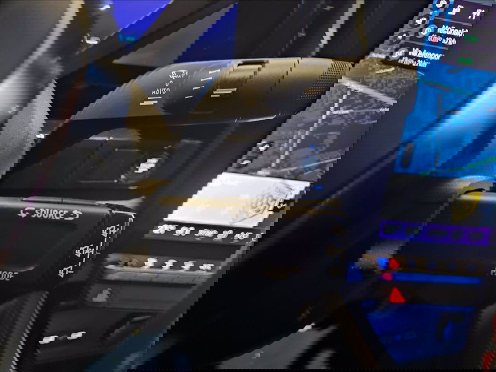 Renault Rafale nuova a Palermo (17)