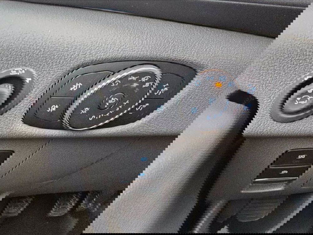 Ford Transit Furgone nuova a Palermo (16)