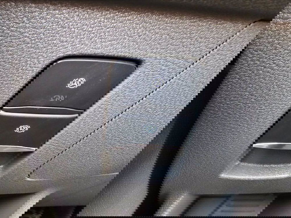 Ford Transit Furgone nuova a Palermo (17)