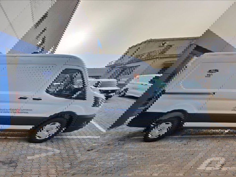 Ford Transit Furgone nuova a Palermo (4)
