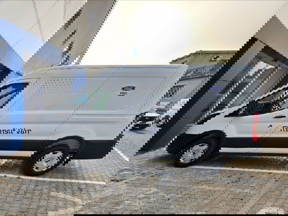 Ford Transit Furgone nuova a Palermo (8)