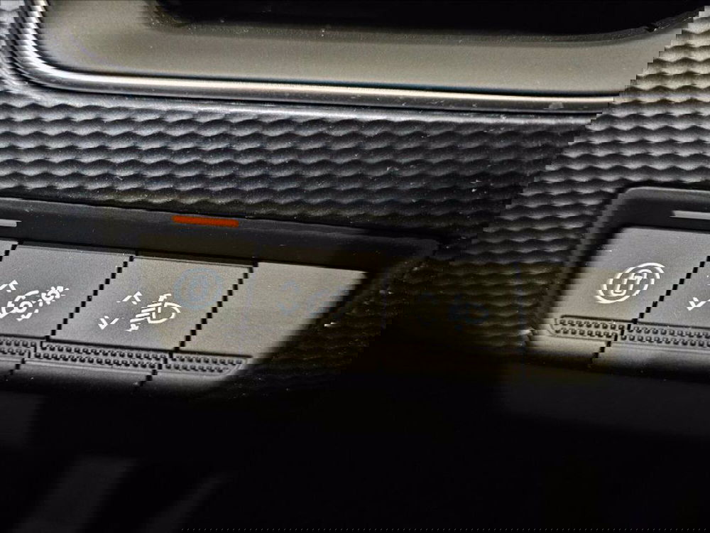 Renault Arkana nuova a Palermo (19)