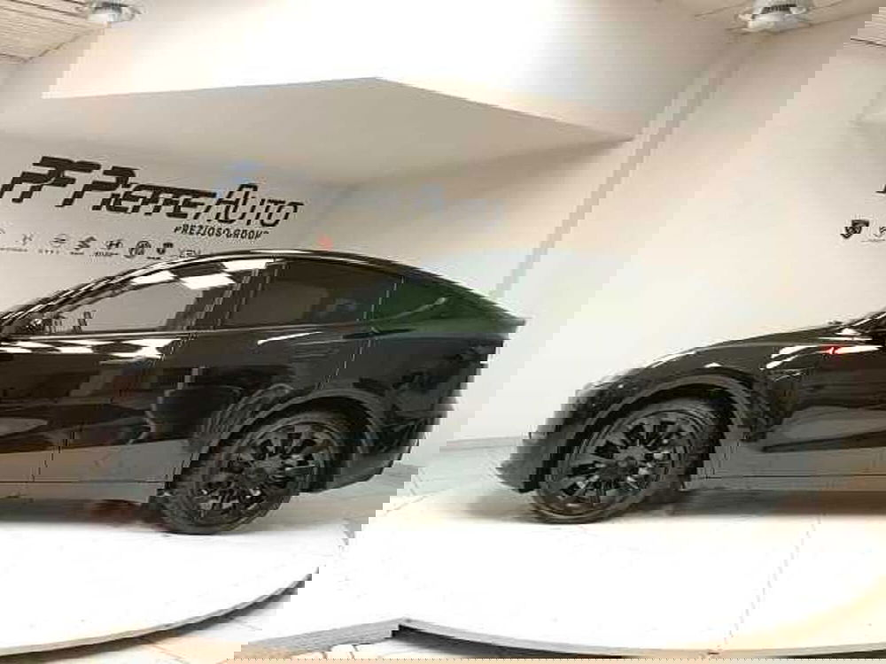 Tesla Model Y usata a Teramo (2)