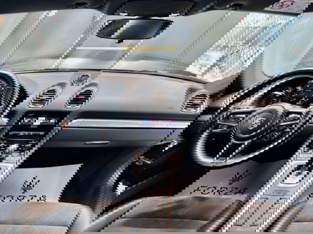 Porsche 718 Cayman  usata a Torino (15)