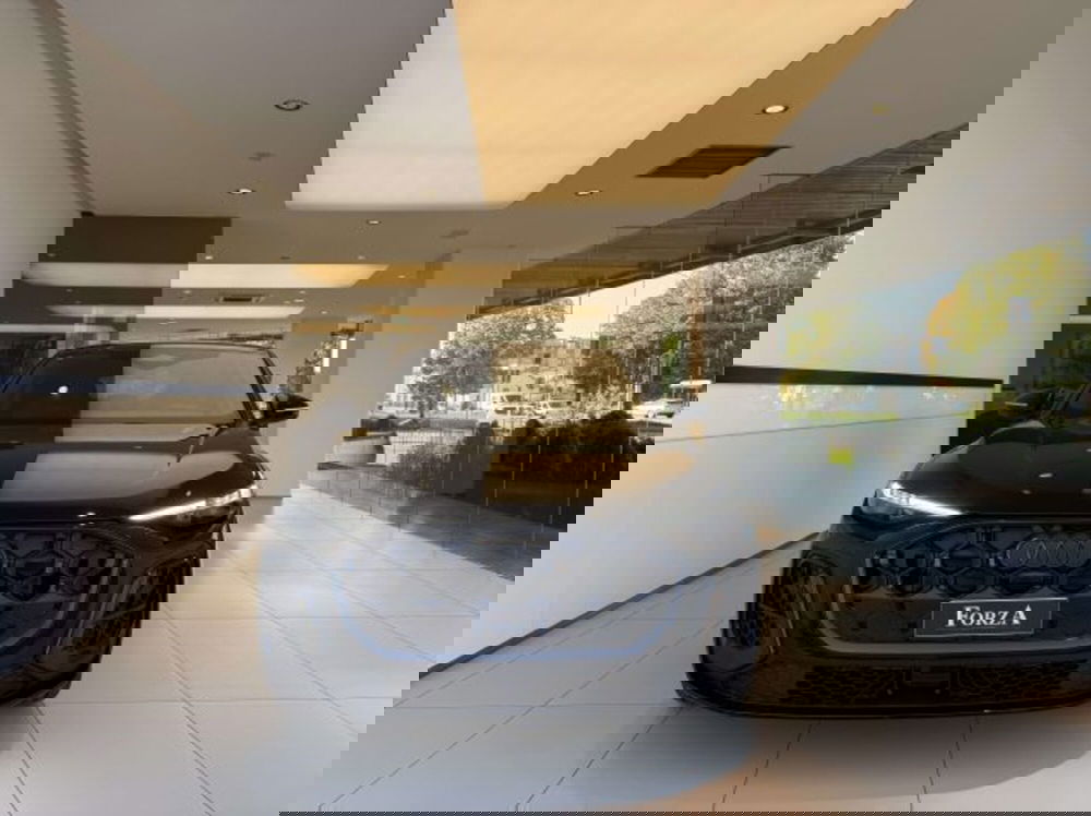 Audi Q5 Sportback nuova a Torino (2)