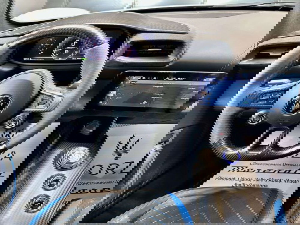 Maserati MC20 usata a Torino (13)