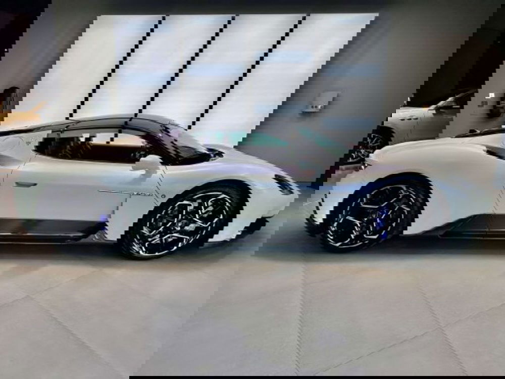 Maserati MC20 usata a Torino (5)