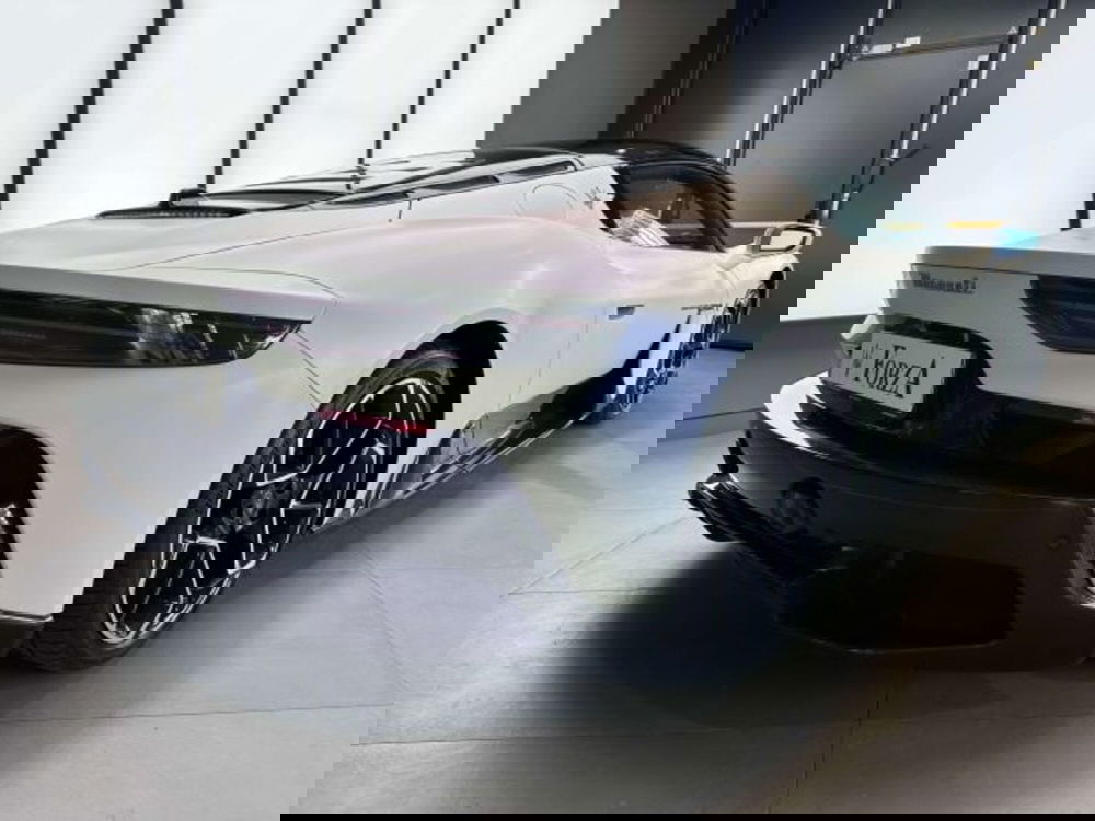Maserati MC20 usata a Torino (6)