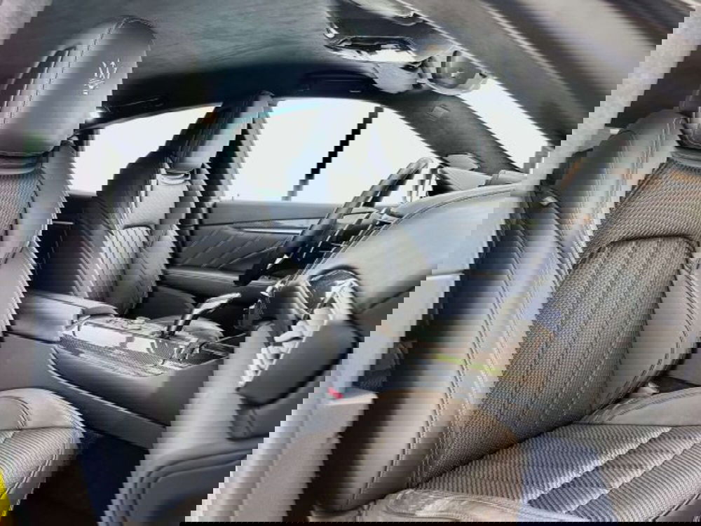 Maserati Levante usata a Torino (13)