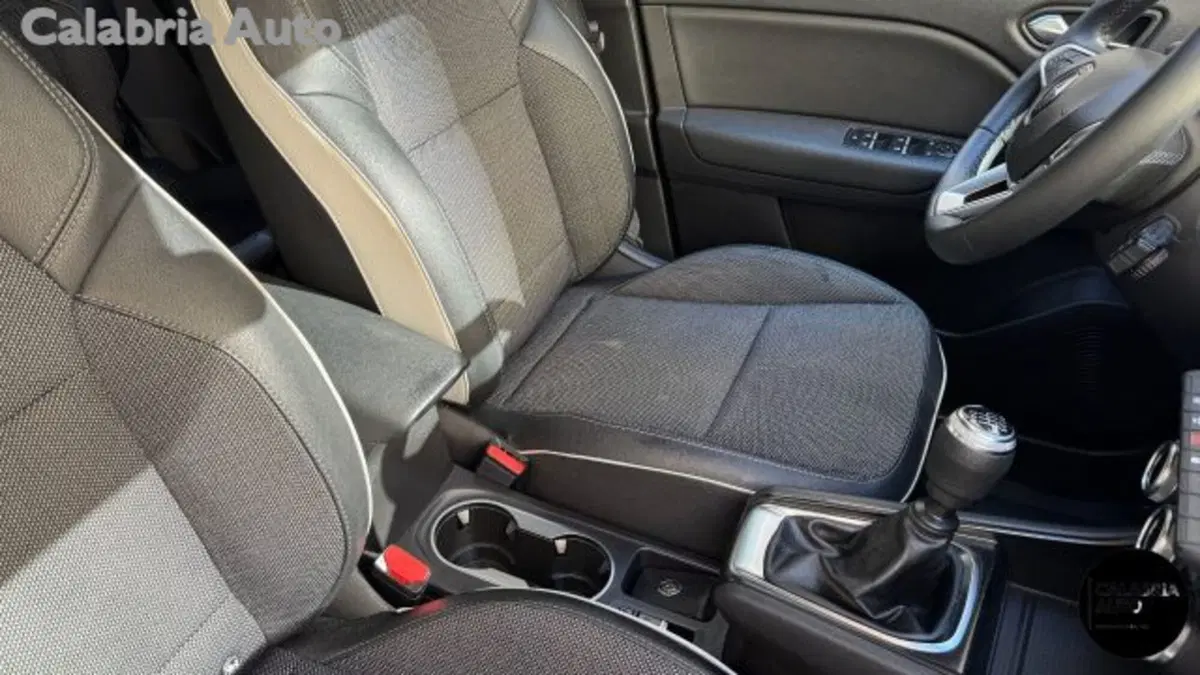 Renault Captur usata a Reggio Calabria (17)