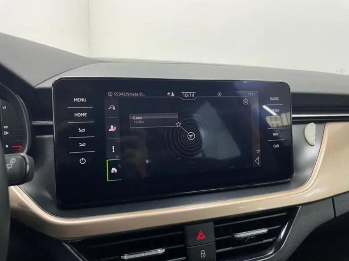 Skoda Kamiq usata a Como (7)