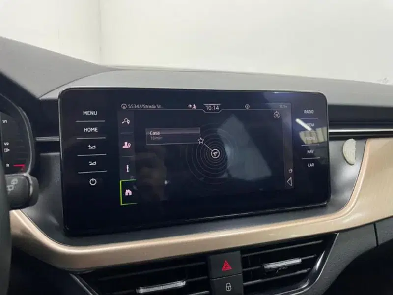 Skoda Kamiq usata a Como (7)