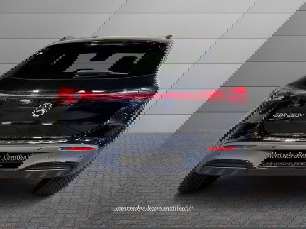 Mercedes-Benz EQA usata a Bologna (4)