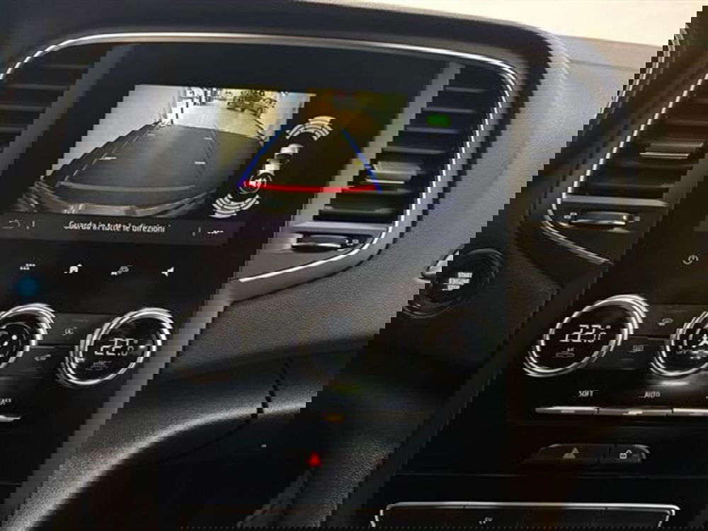 Renault Megane E-Tech Electric usata a Siena (8)