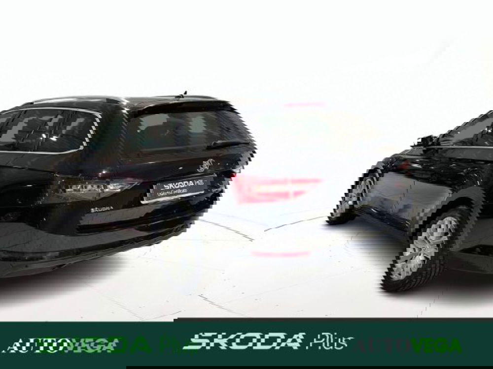 Skoda Superb Station Wagon usata a Vicenza (4)