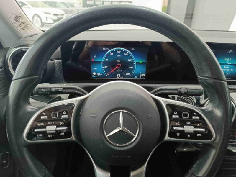 Mercedes-Benz CLA Shooting Brake usata a Catania (17)