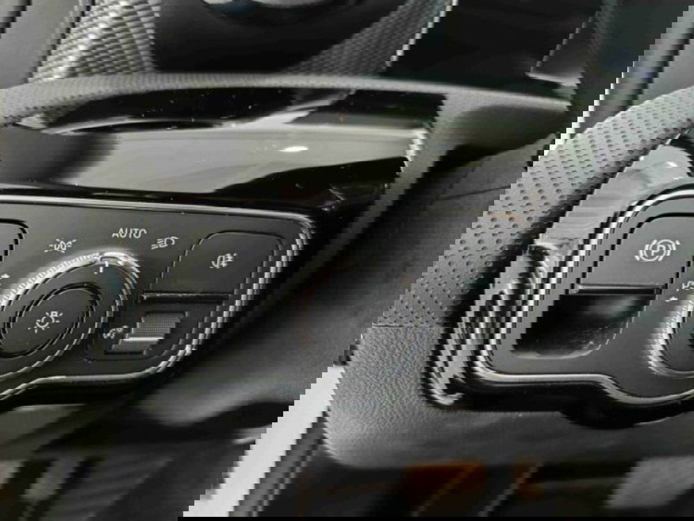 Mercedes-Benz CLA Shooting Brake usata a Catania (18)