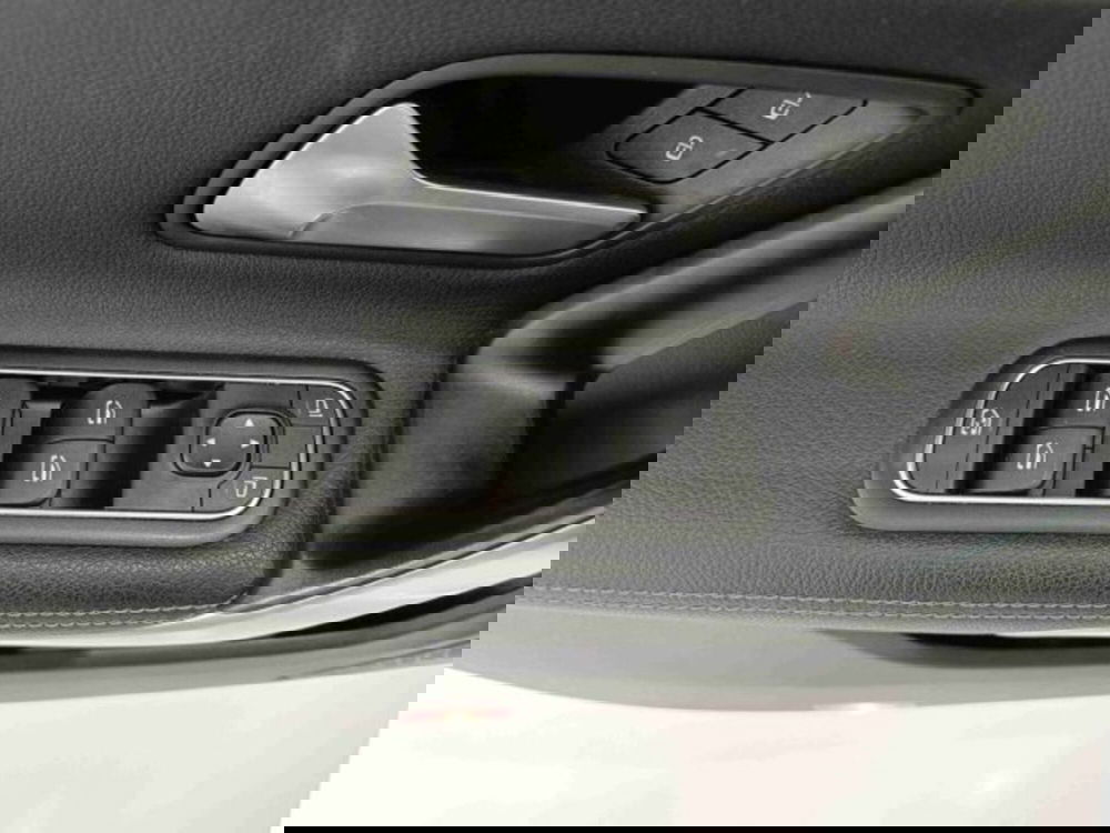 Mercedes-Benz CLA Shooting Brake usata a Catania (20)