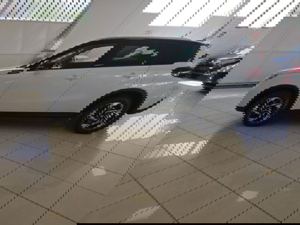 Suzuki Vitara nuova a Reggio Emilia (3)