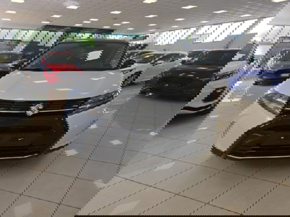 Suzuki Vitara nuova a Reggio Emilia (9)