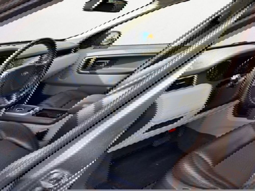 Land Rover Discovery Sport usata a Treviso (9)