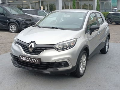 Renault Captur TCe 12V 90 CV Start&amp;Stop Energy Life del 2018 usata a Desenzano del Garda