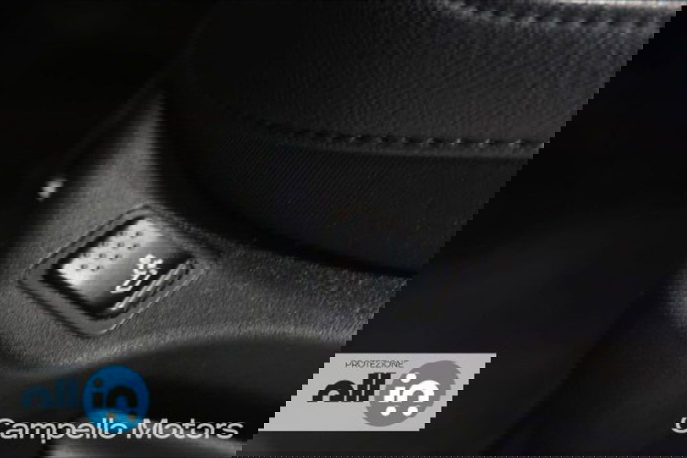 Jeep Compass usata a Venezia (18)