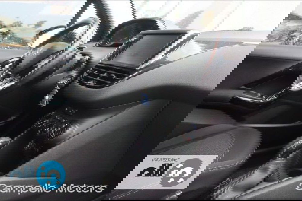 Peugeot 208 usata a Venezia (13)