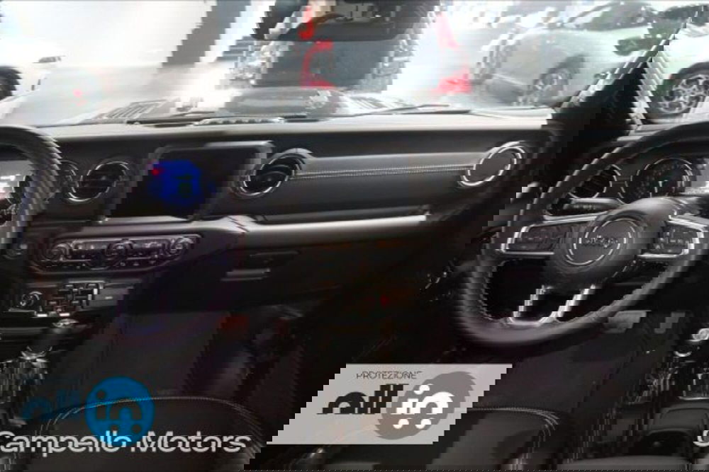 Jeep Wrangler Unlimited nuova a Venezia (7)