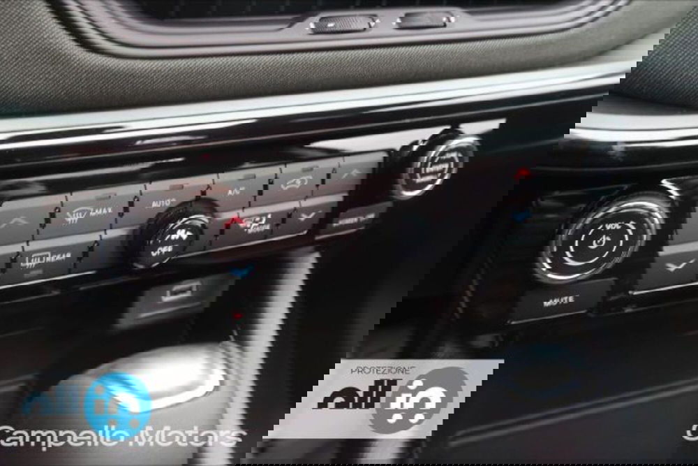 Jeep Compass nuova a Venezia (11)