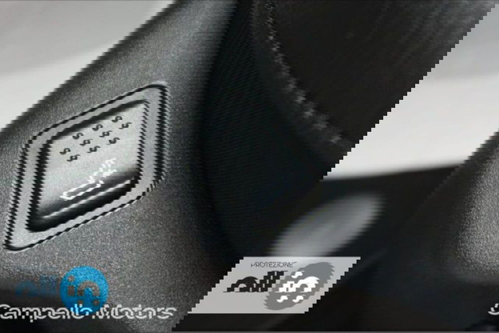 Jeep Compass nuova a Venezia (16)