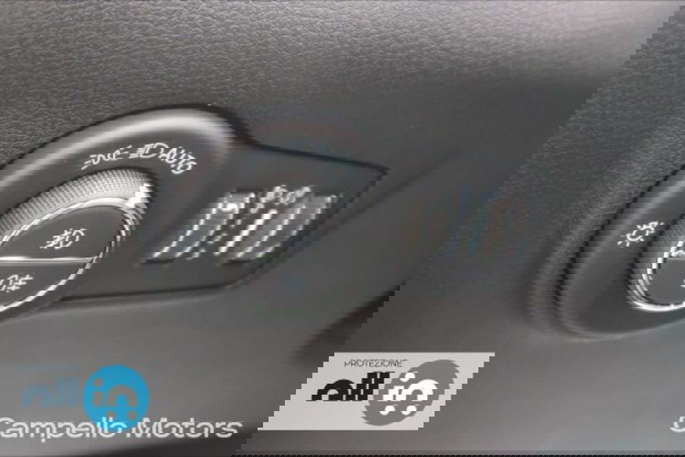 Jeep Compass nuova a Venezia (17)