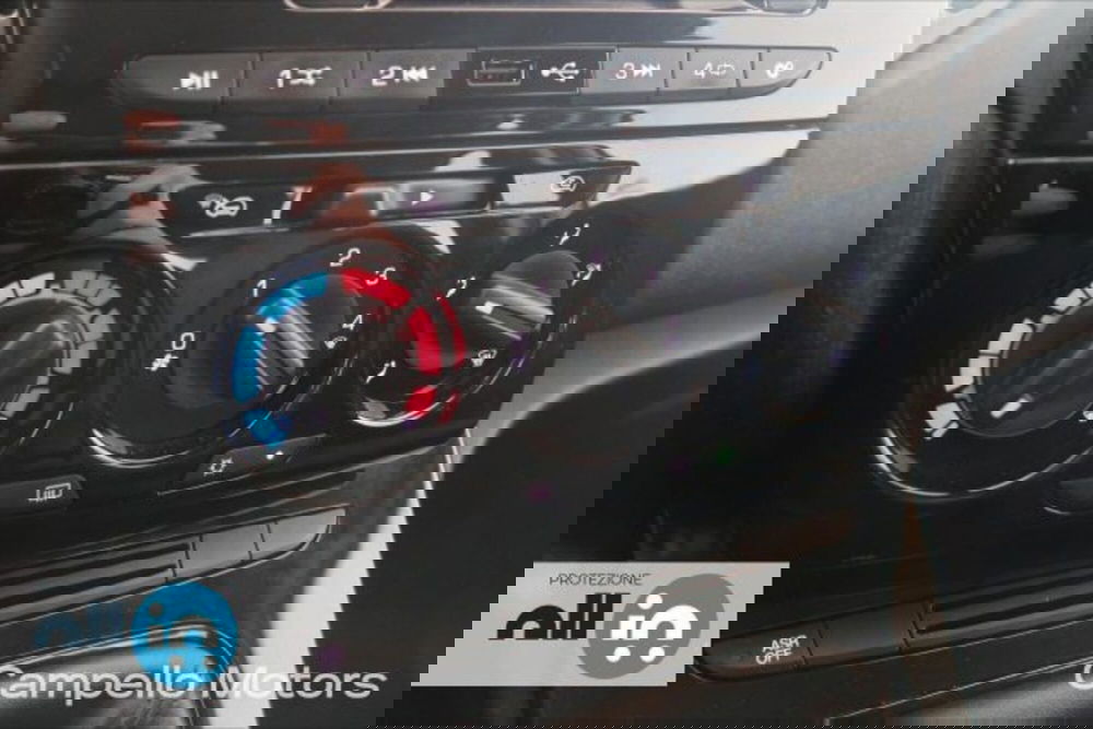 Lancia Ypsilon usata a Venezia (11)