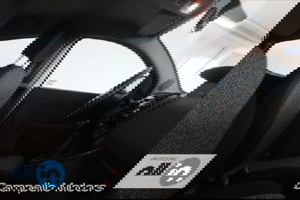 Lancia Ypsilon usata a Venezia (14)