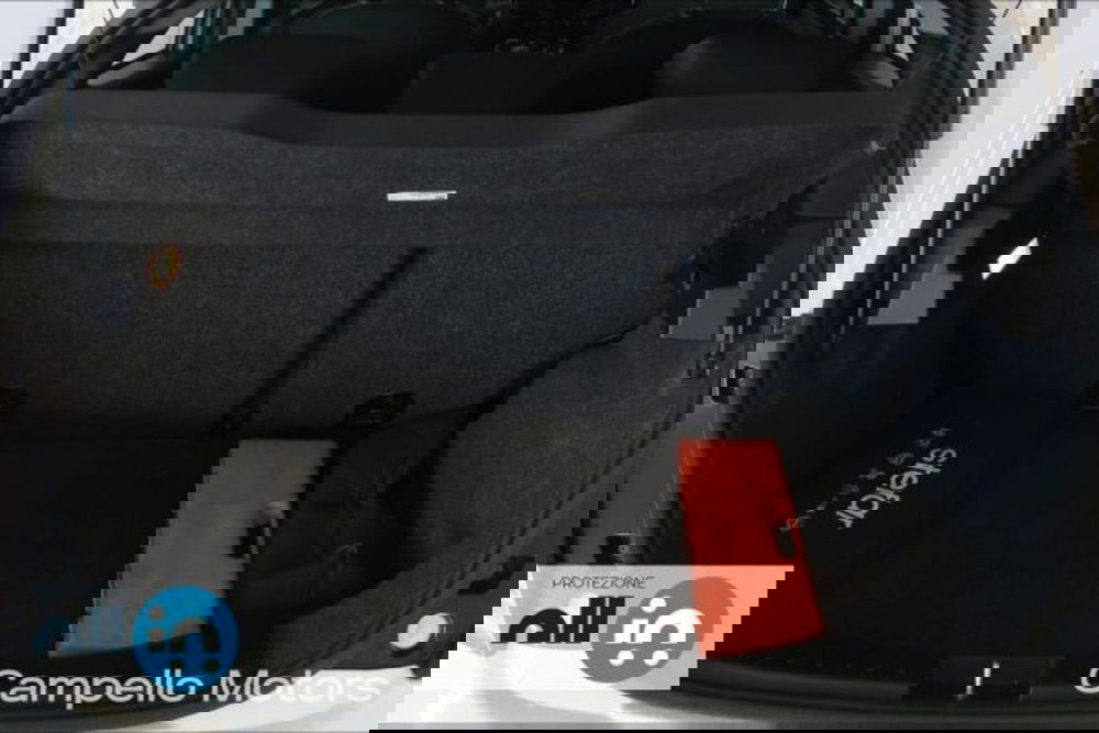 Lancia Ypsilon usata a Venezia (15)