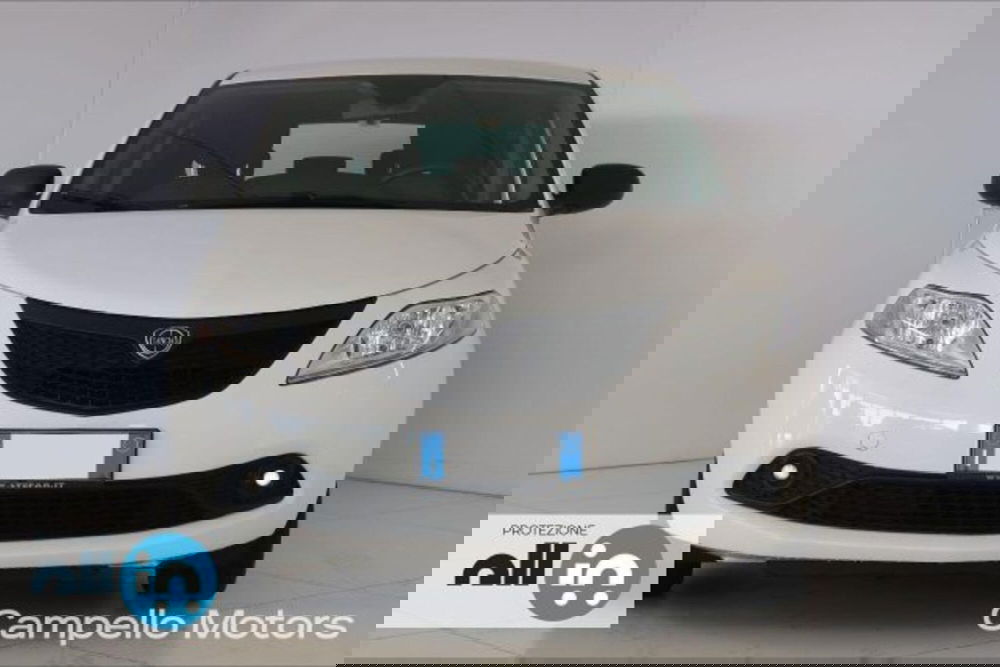 Lancia Ypsilon usata a Venezia (2)