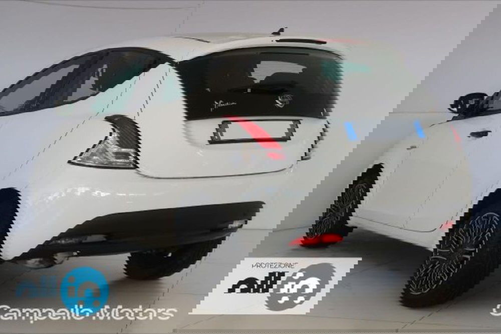 Lancia Ypsilon usata a Venezia (3)