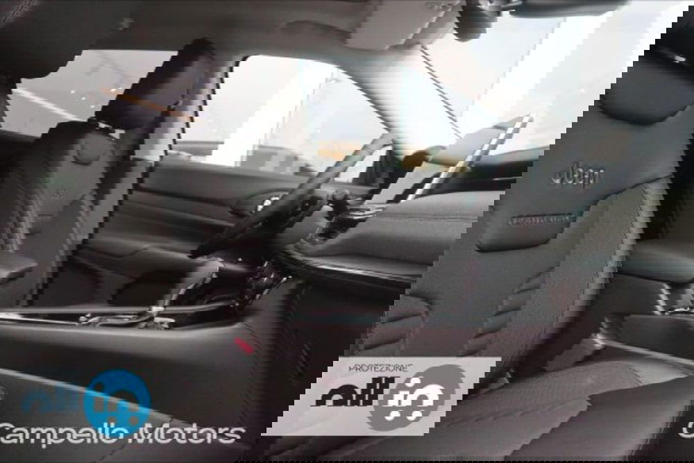Jeep Compass nuova a Venezia (16)