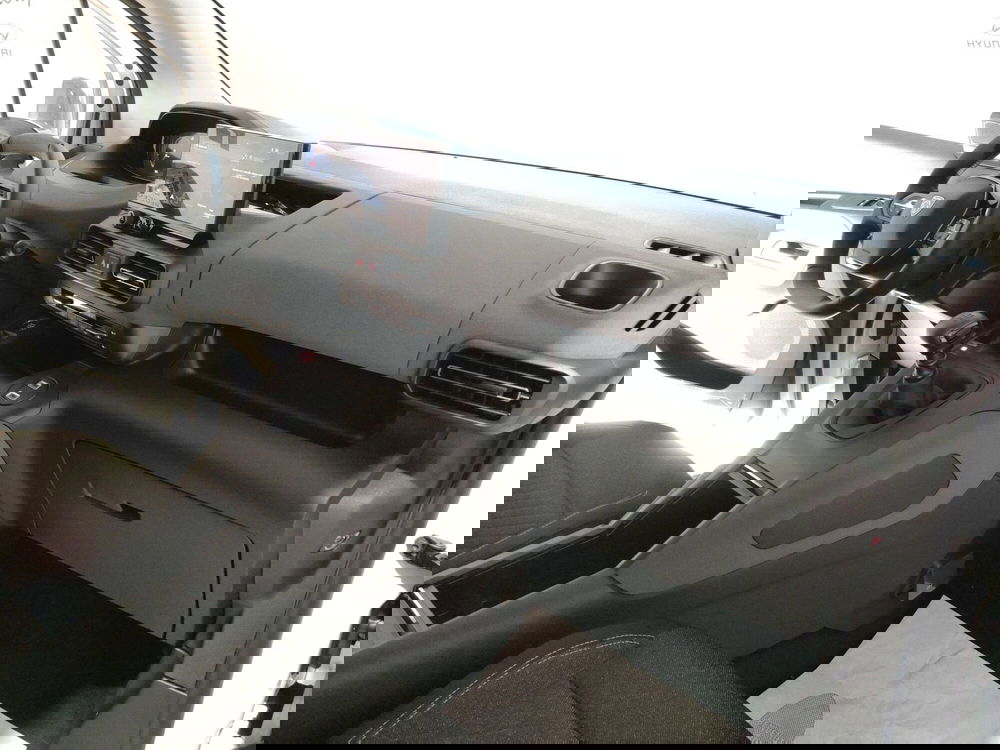 Peugeot Rifter nuova a L'Aquila (12)