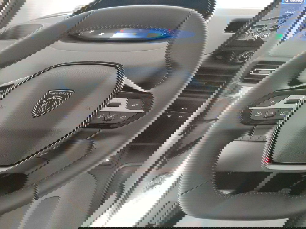 Peugeot Rifter nuova a L'Aquila (17)