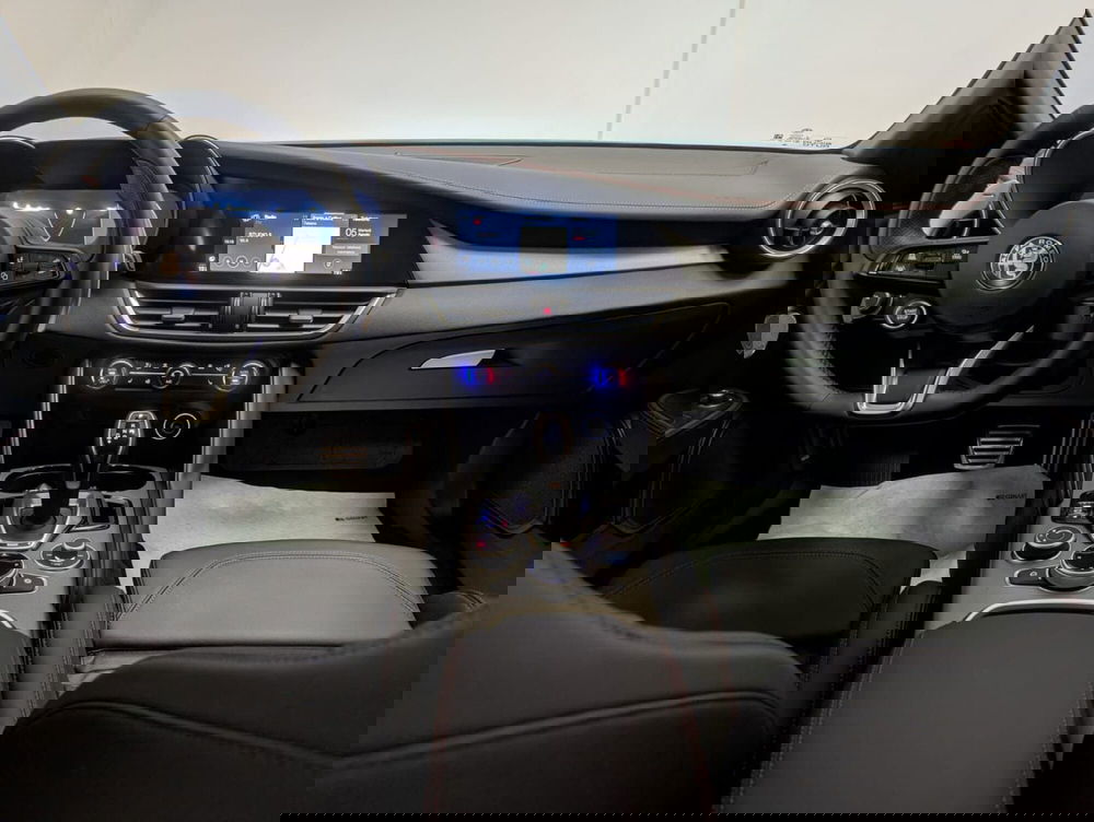 Alfa Romeo Giulia usata a Teramo (16)