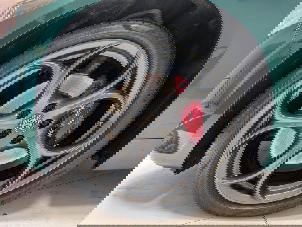 Alfa Romeo Giulia usata a Teramo (7)