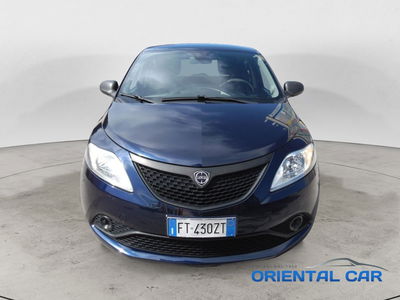 Lancia Ypsilon 1.2 69 CV 5 porte Elefantino Blu del 2019 usata a La Spezia